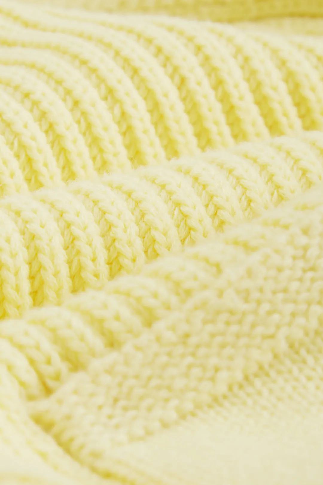 LC Cardigan Yellow